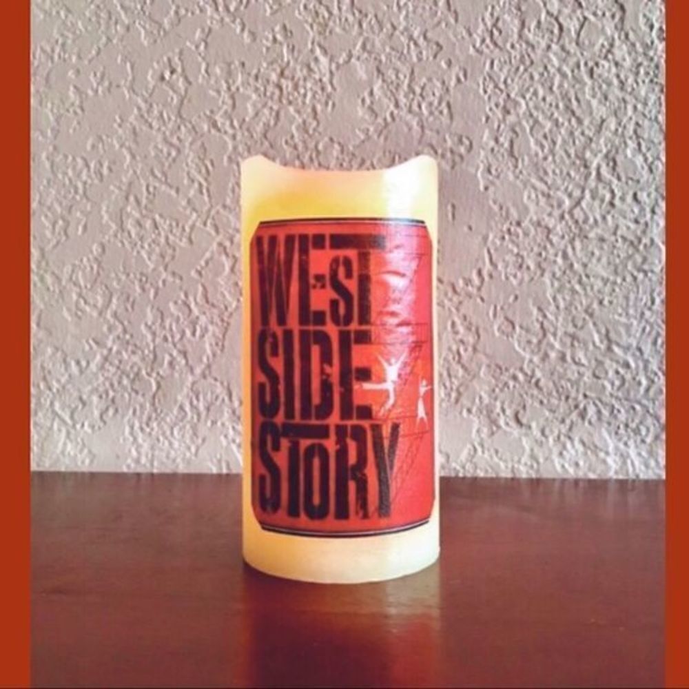 *30off3* NWOT. 🕯Westside Story Flameless Musical Theater Candle‎